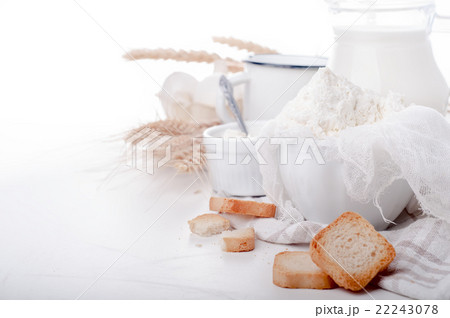 Fresh dairy products Fresh dairy products 22243078