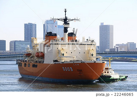 晴海ふ頭を離岸する… 南極観測船『しらせ』 晴海ふ頭を離岸する… 南極観測船『しらせ』 22246065