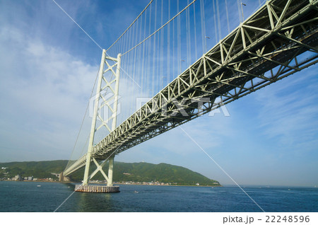 明石海峡大橋と淡路島 22248596