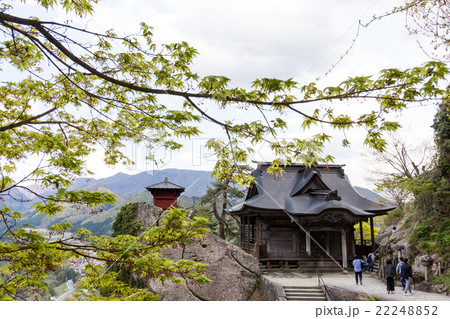 山形市　新緑の山寺立石寺 22248852