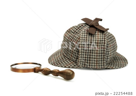 Sherlock Holmes Cap And Vintage Magnifying Glass 22254488