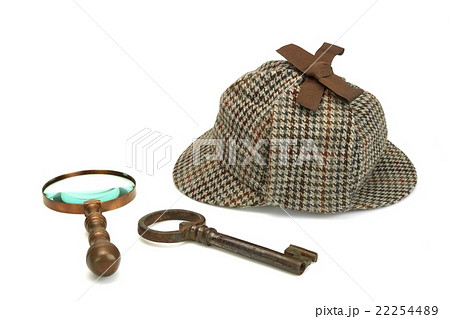 Sherlock Holmes Cap, Magnifying Glass And Key 22254489