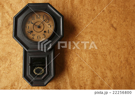 古時計　　　　　 22256800