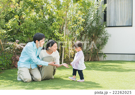 ファミリーイメージ（新緑） 22262025