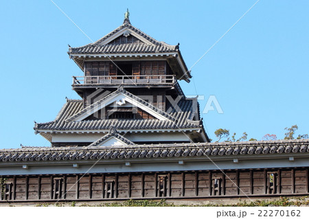 熊本城　塀越しに見る宇土櫓 22270162