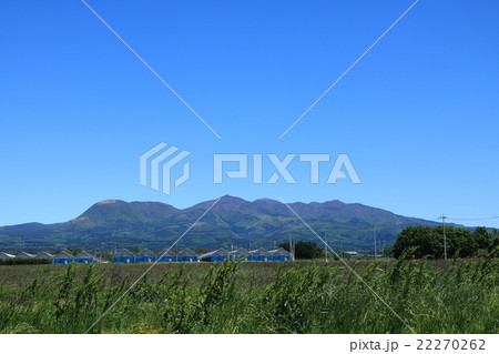 赤城山の全体像（群馬県） 22270262