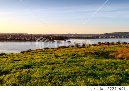 Sunset over the Victor Harbor 22271001