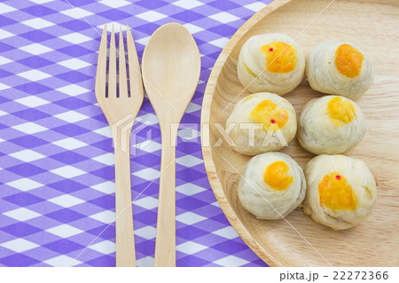 Chinese Pastry Mung Bean or Mooncake 22272366