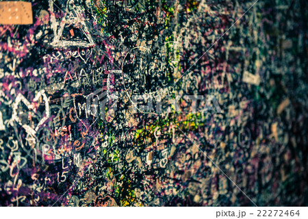 The wall full of messages, Verona, Italy. 22272464