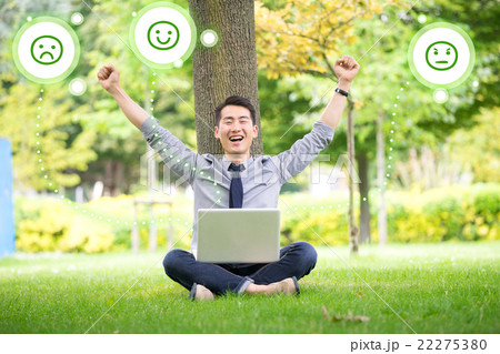 Young asian & success businessman using tablet 22275380