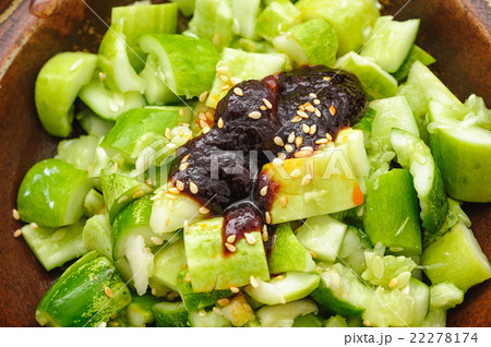 Traditional China hot cucmber salad 22278174
