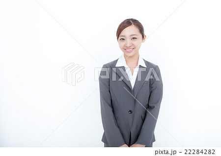 スーツを着た女性 スーツを着た女性 22284282
