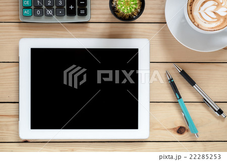 Office table with tablet blank screen 22285253