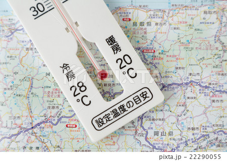 地図と温度計 22290055
