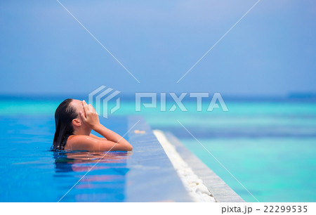 Young woman enjoying water and rest in outdoor Young woman enjoying water and rest in outdoor 22299535