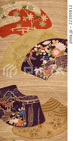 日本の紋様　絹織物　染め物　古布　　帯地　和柄　和風 22300812