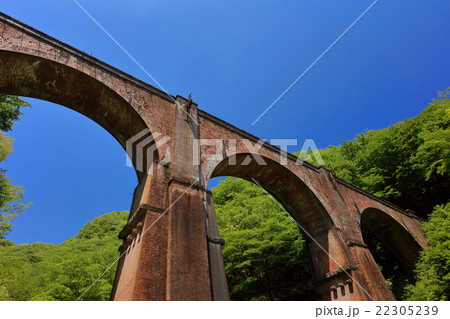 碓氷峠　めがね橋 22305239