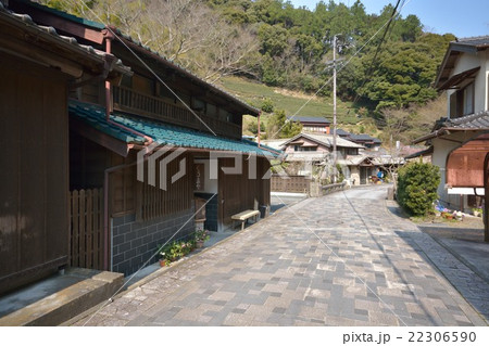 宇津ノ谷の山村集落 22306590