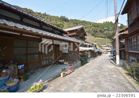 宇津ノ谷の山村集落 22306591