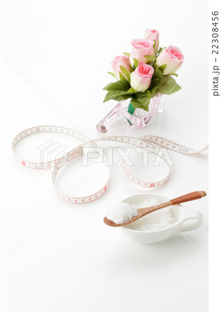 ココナッツオイルでダイエット 22308456