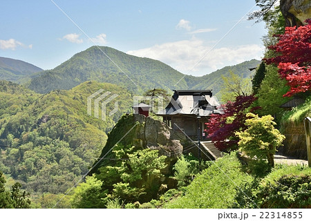 山形県・山寺(立石寺)の開山堂と納経堂 山形県・山寺(立石寺)の開山堂と納経堂 22314855