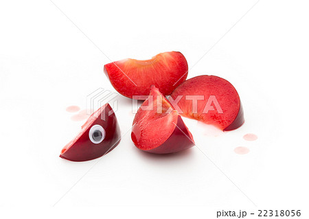 目玉シール・プラム:wiggly eyed plums 22318056