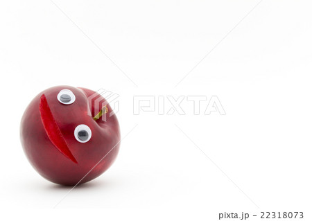 目玉シール・プラム:wiggly eyed plums 22318073