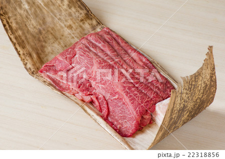 竹皮に包んだ牛肉 竹皮に包んだ牛肉 22318856