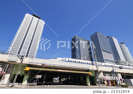 名古屋都市風景 名古屋駅ビルと東海道新幹線 N700系 則武1丁目交差点 名古屋都市風景 名古屋駅ビルと東海道新幹線 N700系 則武1丁目交差点 22332654