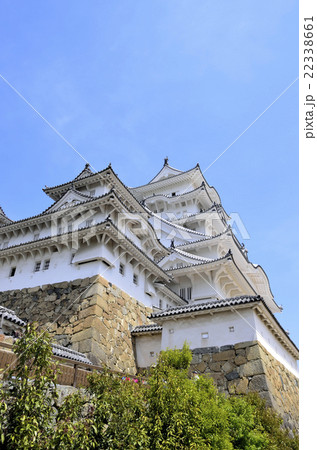 日本100名城 姫路城西小天守と大天守(本丸から) 日本100名城 姫路城西小天守と大天守(本丸から) 22338661