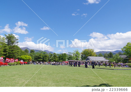 信州 松本 国宝 松本城イベント 古式砲術演武の風景(火縄銃) 開会式遠望 信州 松本 国宝 松本城イベント 古式砲術演武の風景(火縄銃) 開会式遠望 22339666