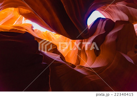 Antelope Canyon in Arizona, USA (アメリカ アンテロープキャニオン) 22340415