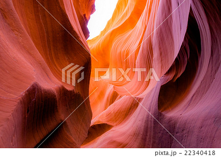 Antelope Canyon in Arizona, USA (アメリカ アンテロープキャニオン) 22340418