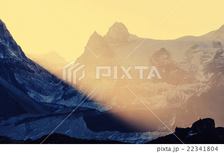 Kanchenjunga region 22341804