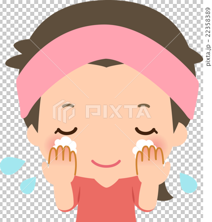 泡で洗顔する若い女性 泡で洗顔する若い女性 22358389