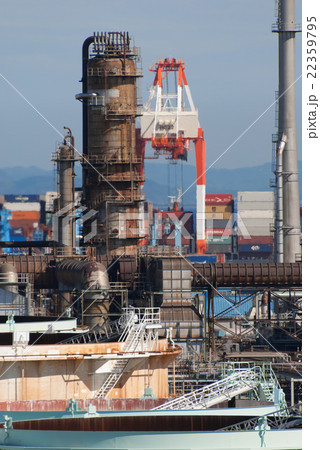 石油精製所 22359795