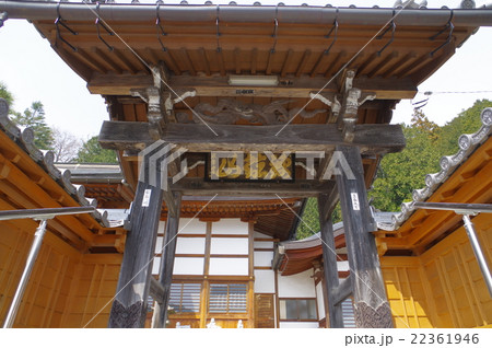 信州　上伊那　辰野の文化財　明光寺山門　立川流の宮大工小口直四郎の建築 22361946