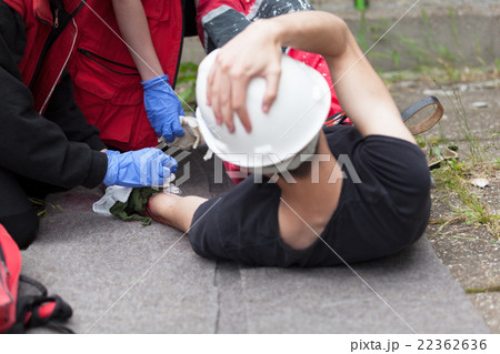 Work accident. First aid training. Work accident. First aid training. 22362636