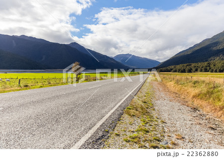 road to southern alps, New Zealand 22362880