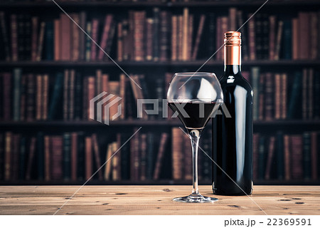 読書とワイン 読書とワイン 22369591