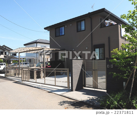 広々としたカーポート 22371811