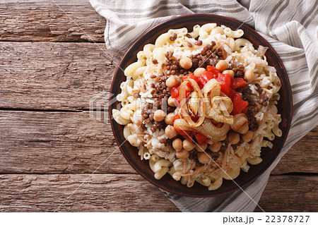 kushari of rice, pasta, chickpeas and lentils 22378727