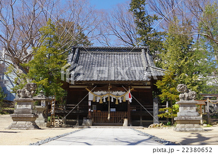 信州 松本の神社 塩竈神社 拝殿 横 塩づくりの神さま 信州 松本の神社 塩竈神社 拝殿 横 塩づくりの神さま 22380652