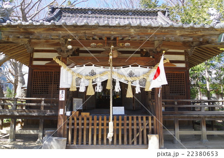信州 松本の神社 塩竈神社 拝殿正面 横 塩づくりの神さま 信州 松本の神社 塩竈神社 拝殿正面 横 塩づくりの神さま 22380653