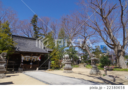 信州 松本の神社 塩竈神社 境内全景 横 塩づくりの神さま 信州 松本の神社 塩竈神社 境内全景 横 塩づくりの神さま 22380658