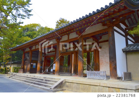 唐招提寺の「南大門(再建)」(奈良県奈良市五条町13-46) 唐招提寺の「南大門(再建)」(奈良県奈良市五条町13-46) 22381768