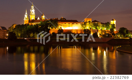 Wawel Hill above Vistula River in Krakow at night Wawel Hill above Vistula River in Krakow at night 22382769