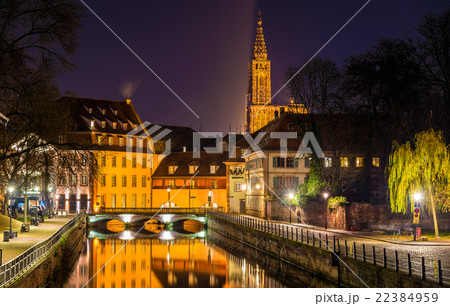 Canal in Petite France area - Strasbourg, France 22384959