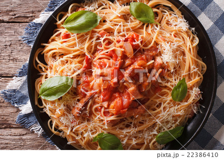 Spaghetti with Amatriciana Sauce close-up 22386410