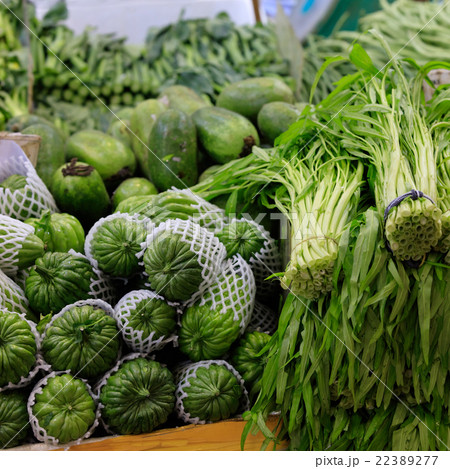 Traditional asian market  22389277